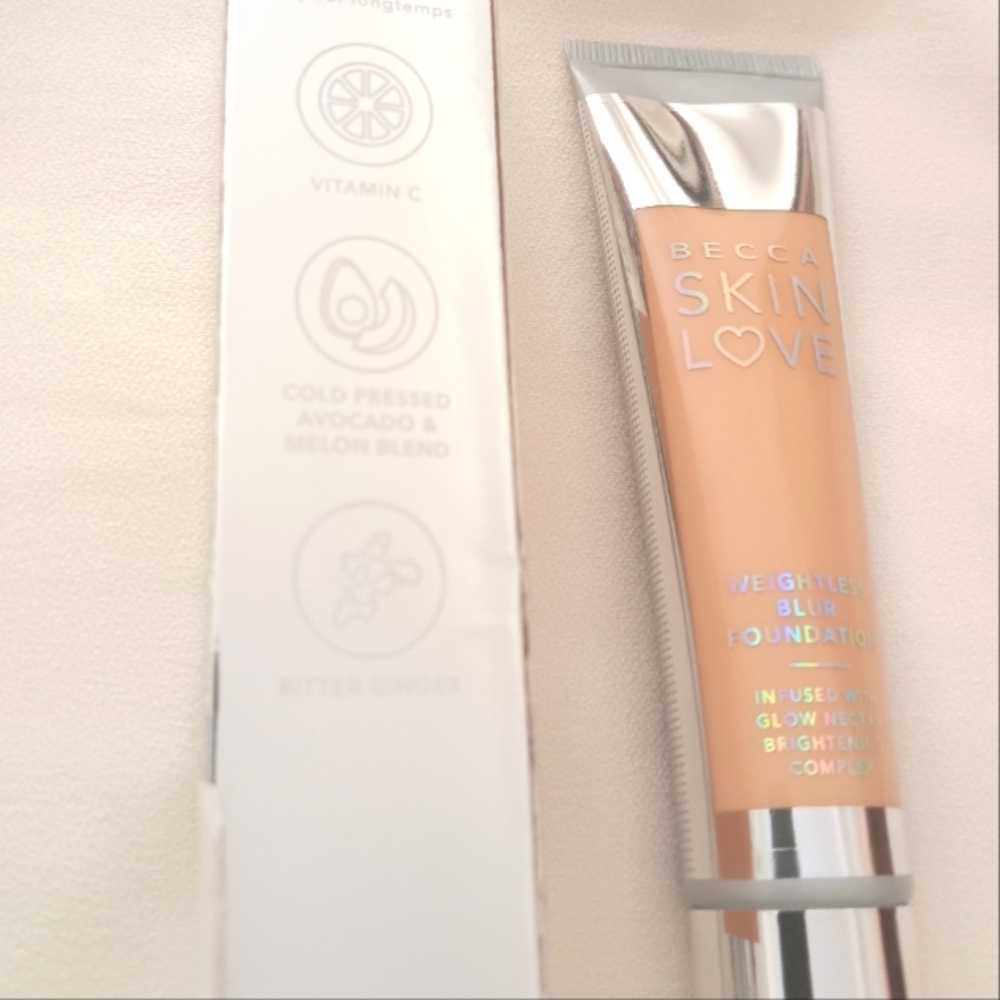 NIB NWT Becca Skin Love Weighless Blur Foundation Infused w/Glow Nectar - Picture 7 of 8